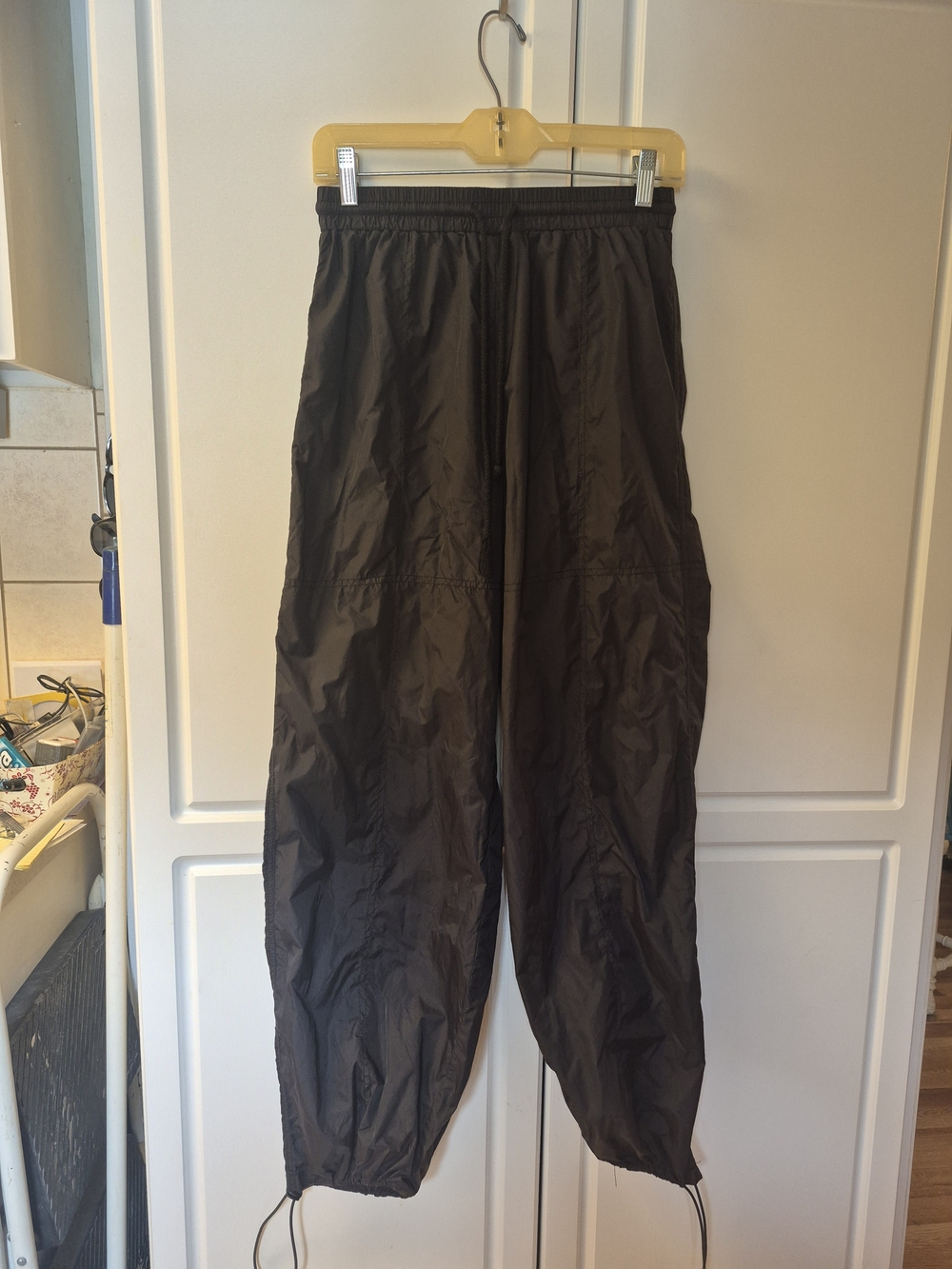 Shein Women's Windbreaker Jogger Track Pants Size Medium Black